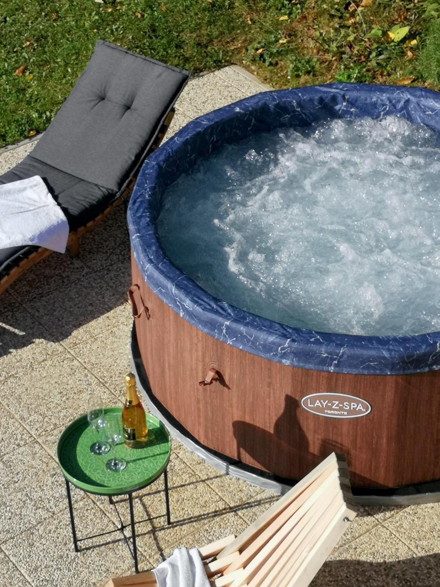 Apartma Hisa Na Ravnah With Hot Tub Pišece 외부 사진